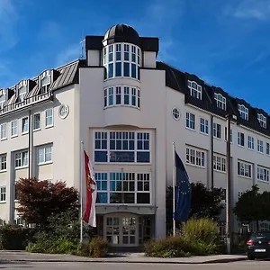 Mynext - Riverside , Salzburgo Austria